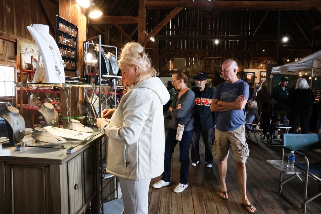aitb26-121.jpg