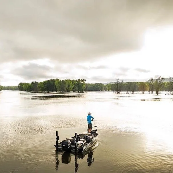 We'll take the morning shift, please. #CattlemanUp | 📸: @ethan.pole.media