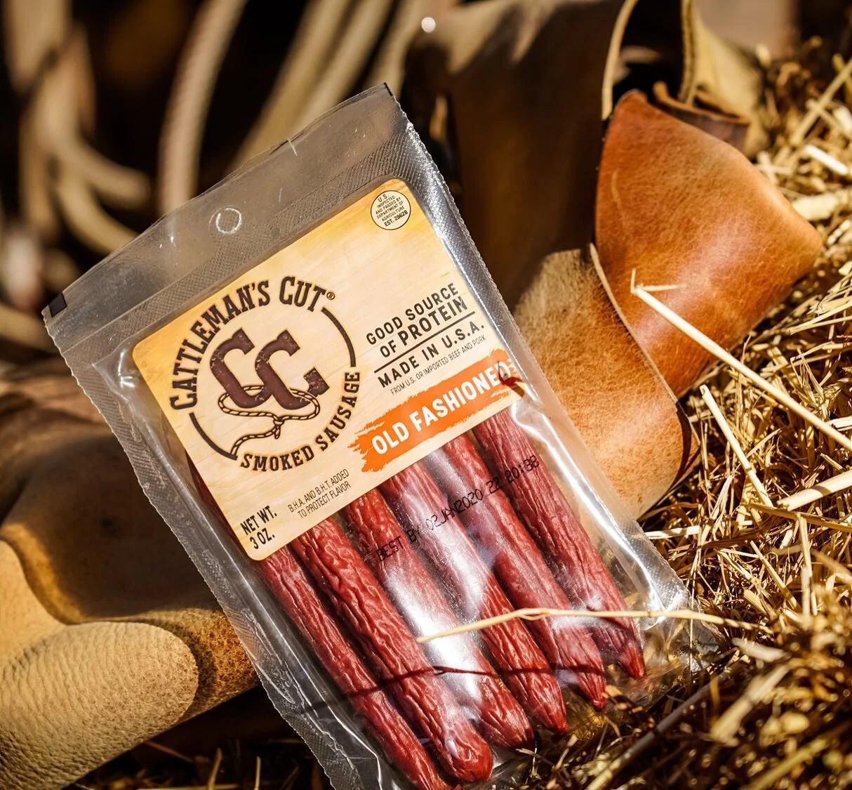 Old-fashioned never tasted so good! Try our Cattleman's Cut Old-Fashioned Sausages. The perfect balance of savory and salty seasonings, finished with hardwood smoke. #CattlemanUp 🔥