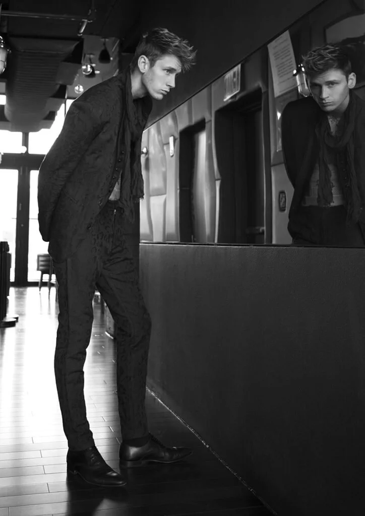 076-Machine Gun Kelly -02.jpg