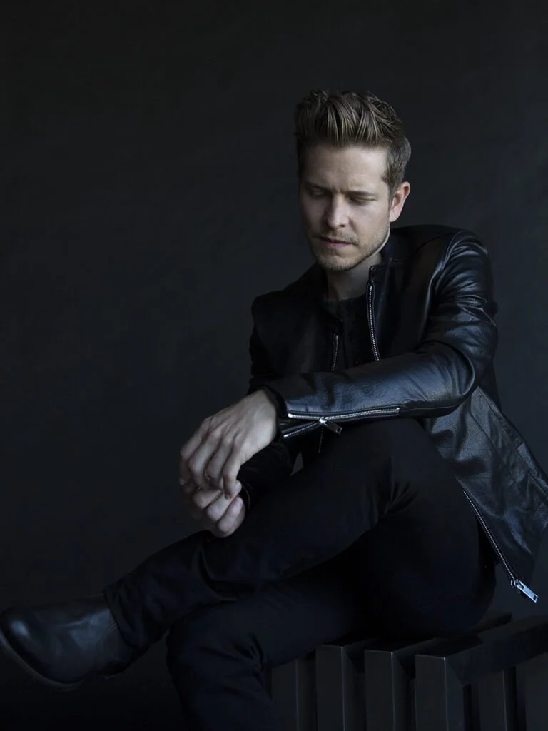 086-Matt Czuchry -01.jpg