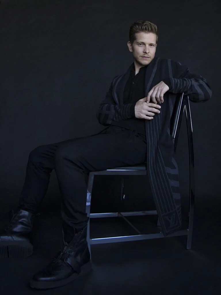 089-Matt Czuchry -04.jpg