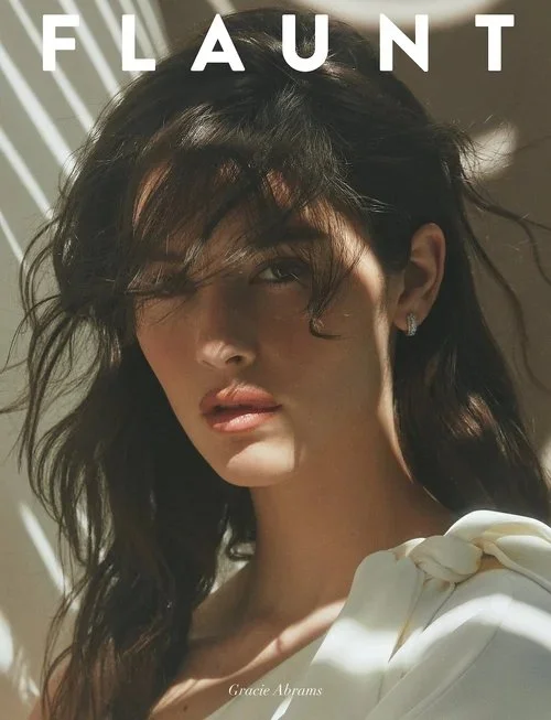 Gracie Abrams-1.jpg