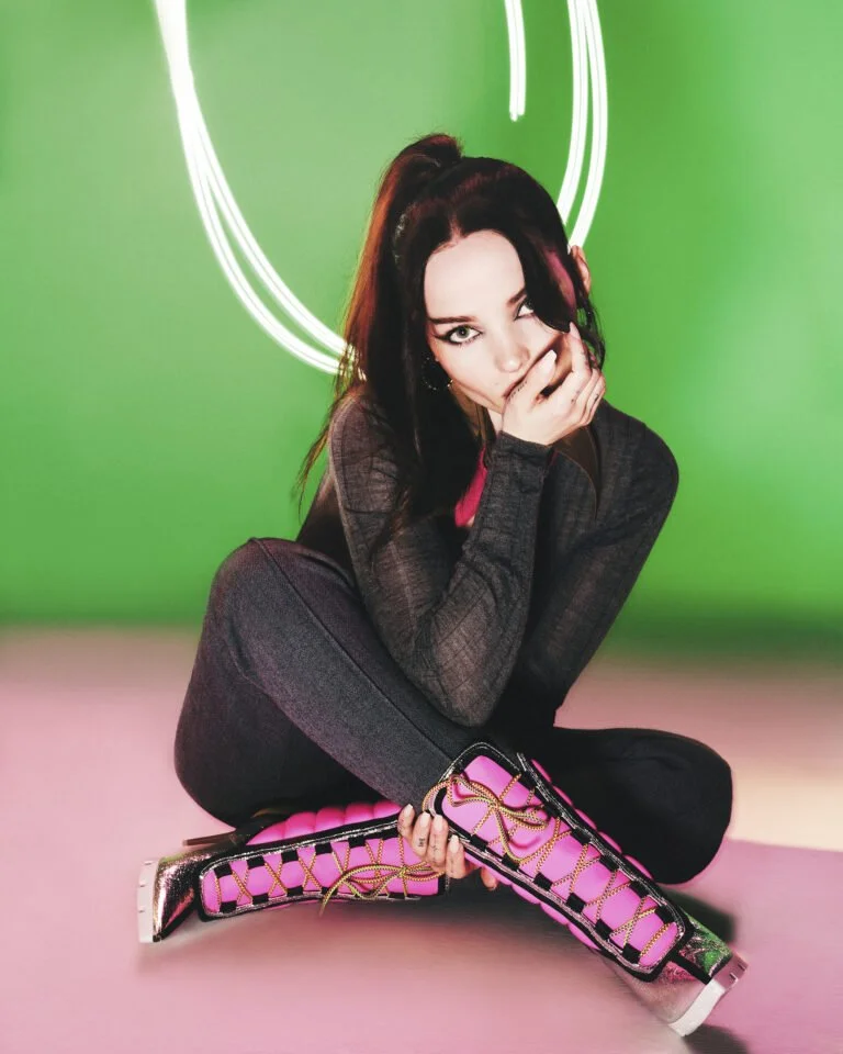 Dove Cameron-12.jpeg