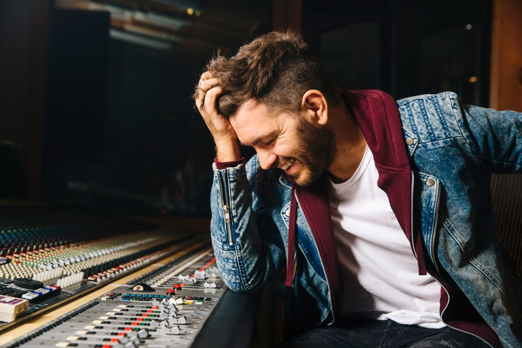 Andy Grammer-5.jpg