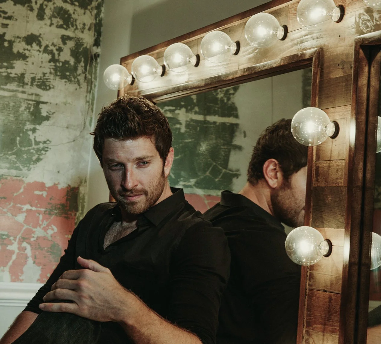 Brett Eldridge-2.jpg