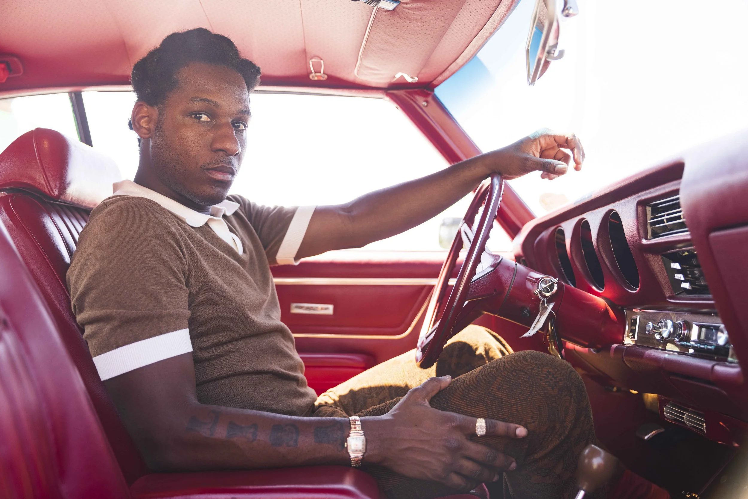Leon Bridges-2.jpg