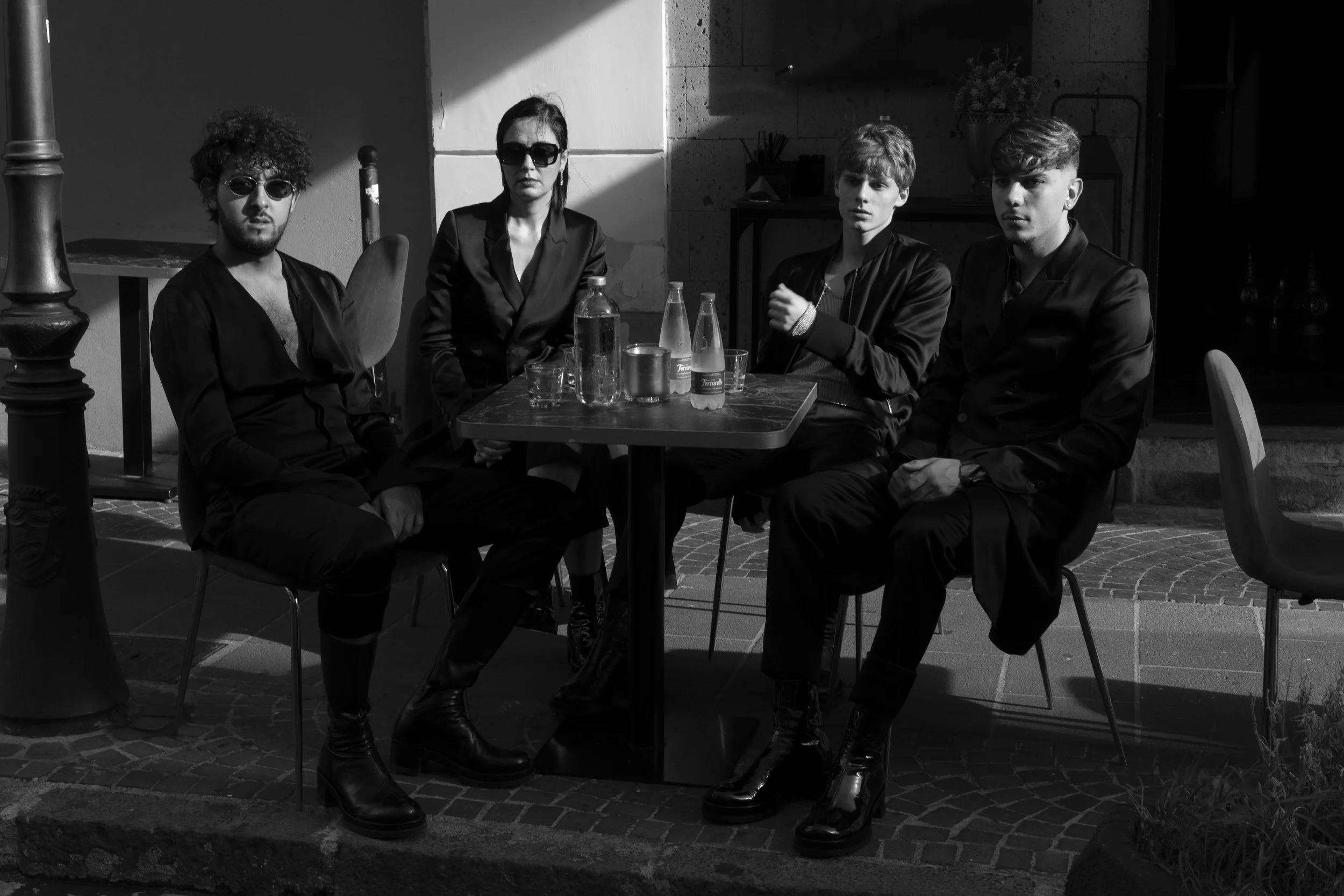 60-50-Sapio Black and White (12).jpeg