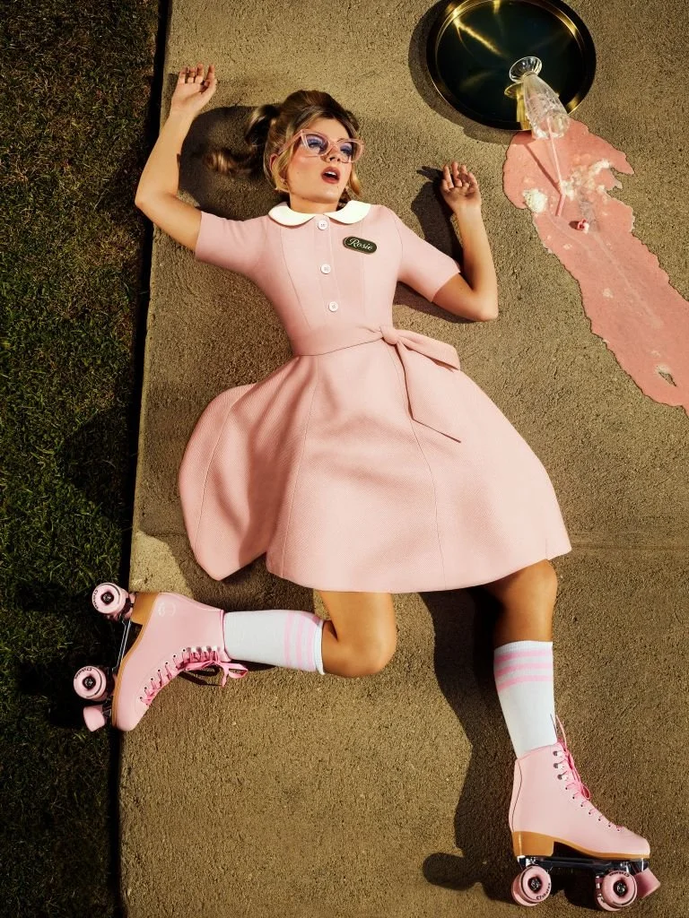Skate_Girl_3_kz9eqe.jpeg