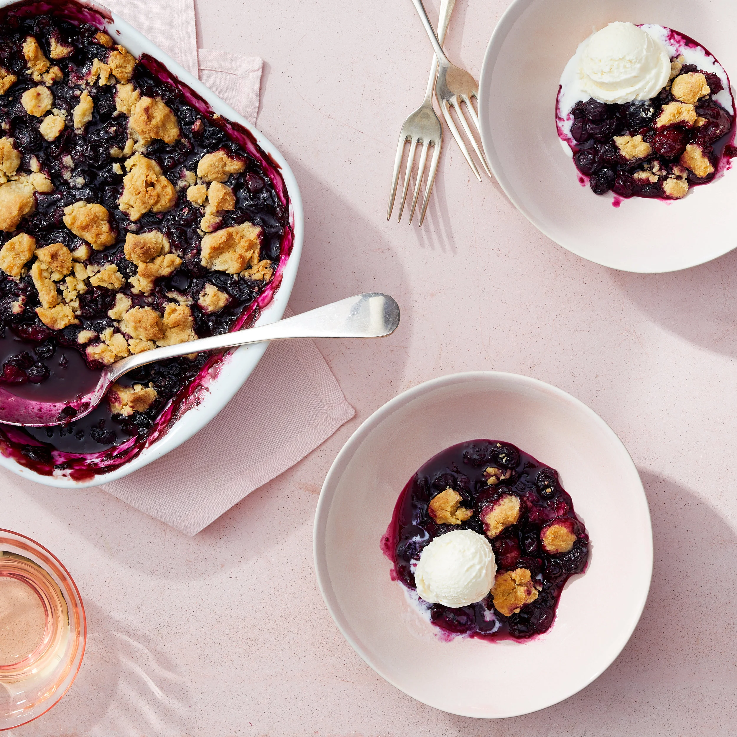 blueberry-crumble-03-7000400.jpg