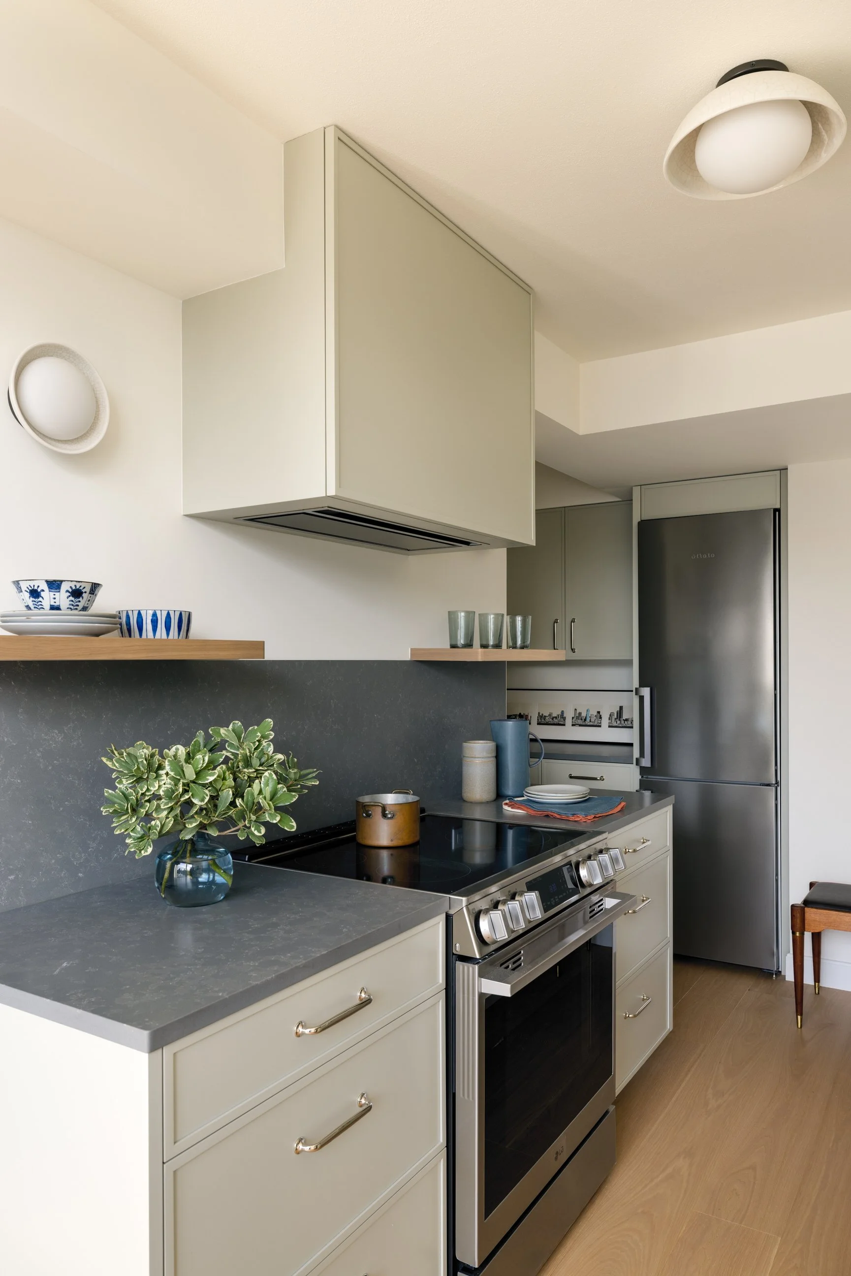 Miranda-Estes-Photography-Shannon Adamson-Madison Park Condo-8.jpg