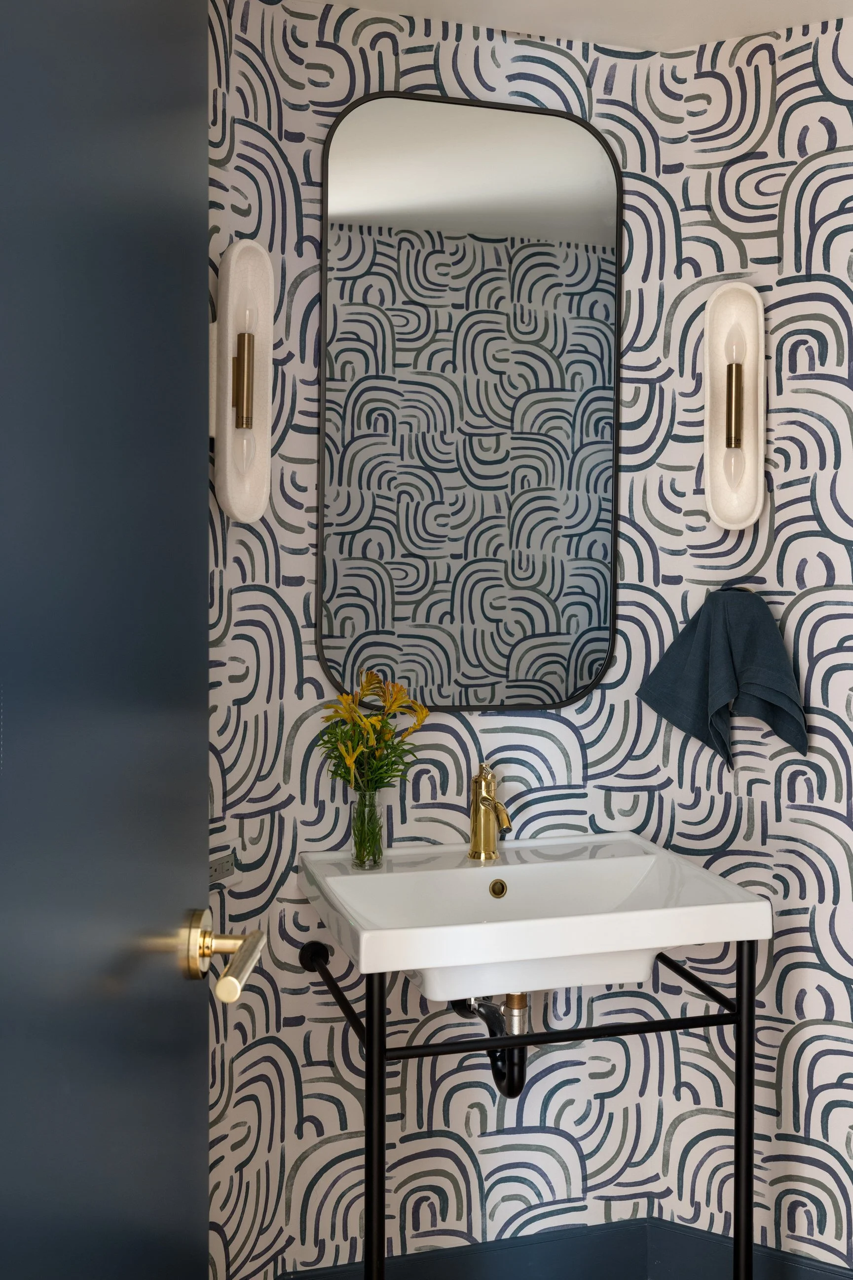 Miranda-Estes-Photography-Shannon Adamson-Madison Park Condo-13.jpg