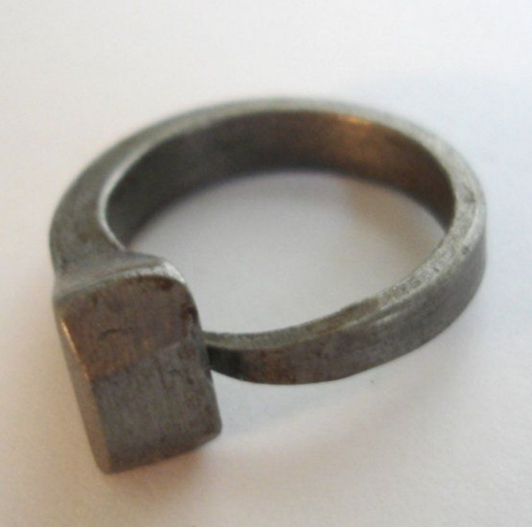 horseshoe+nail+ring.png