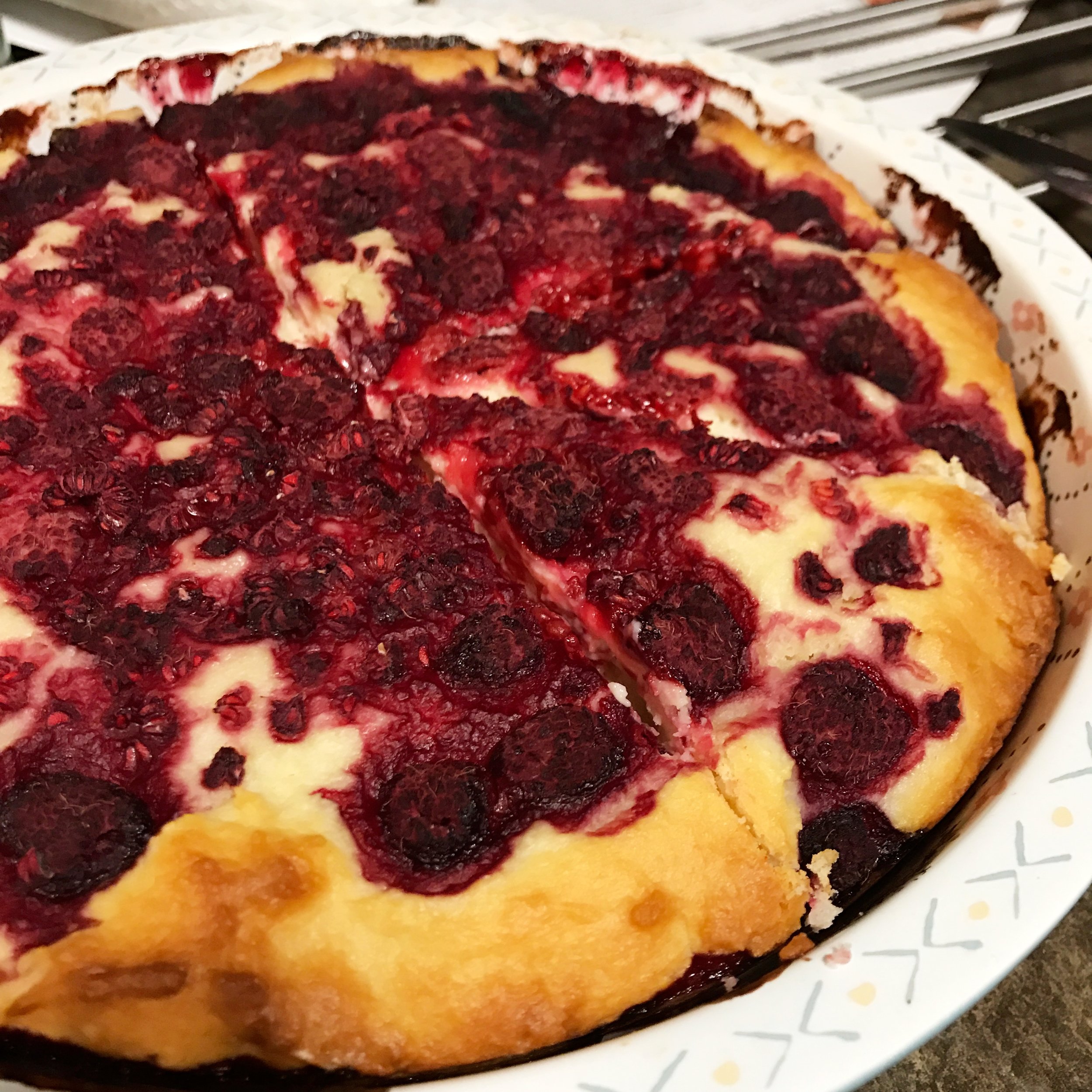 Midwest Kitchen: Spring Yogurt Cake