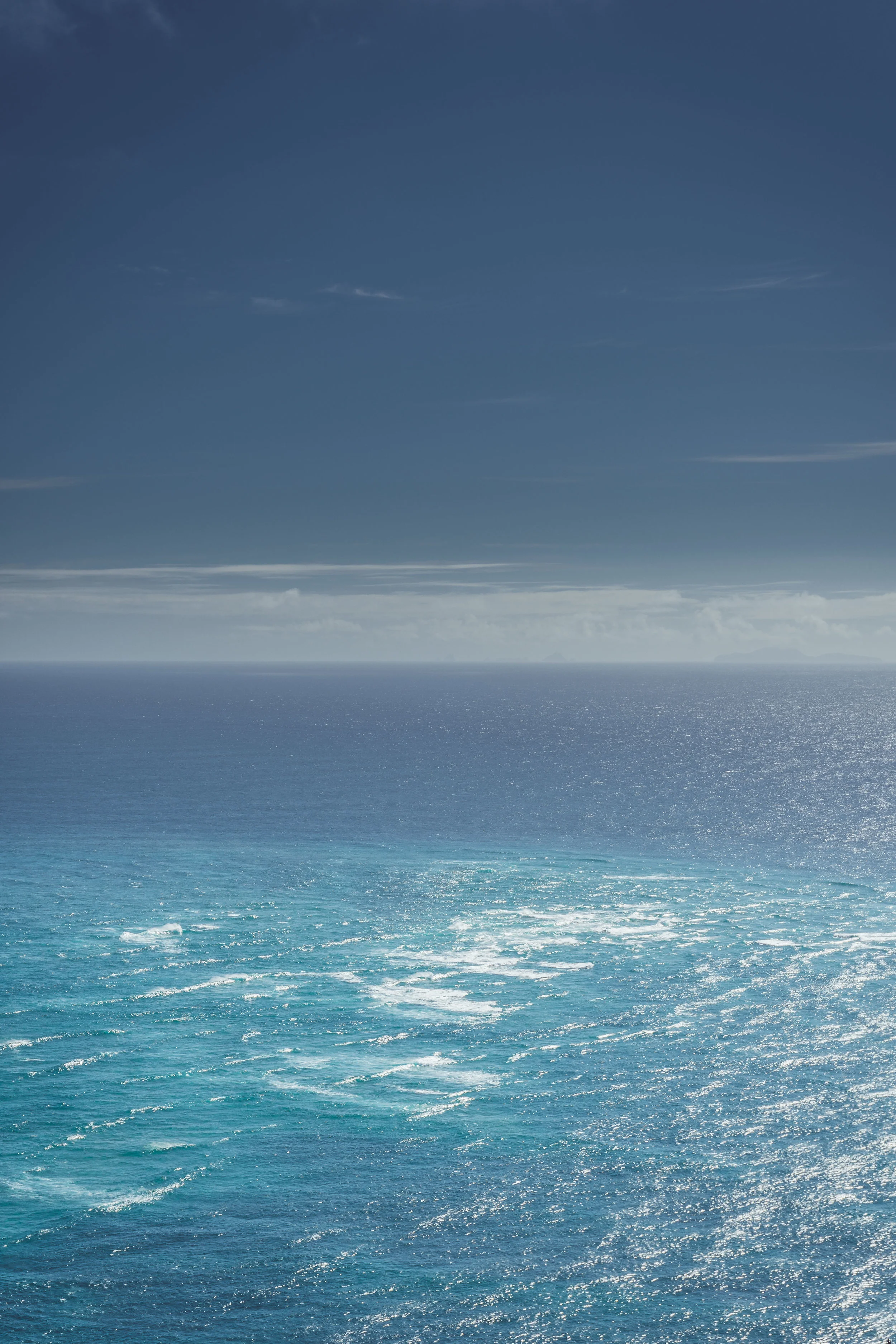 Clasjing Seas II 📷 REUBEN JAMES