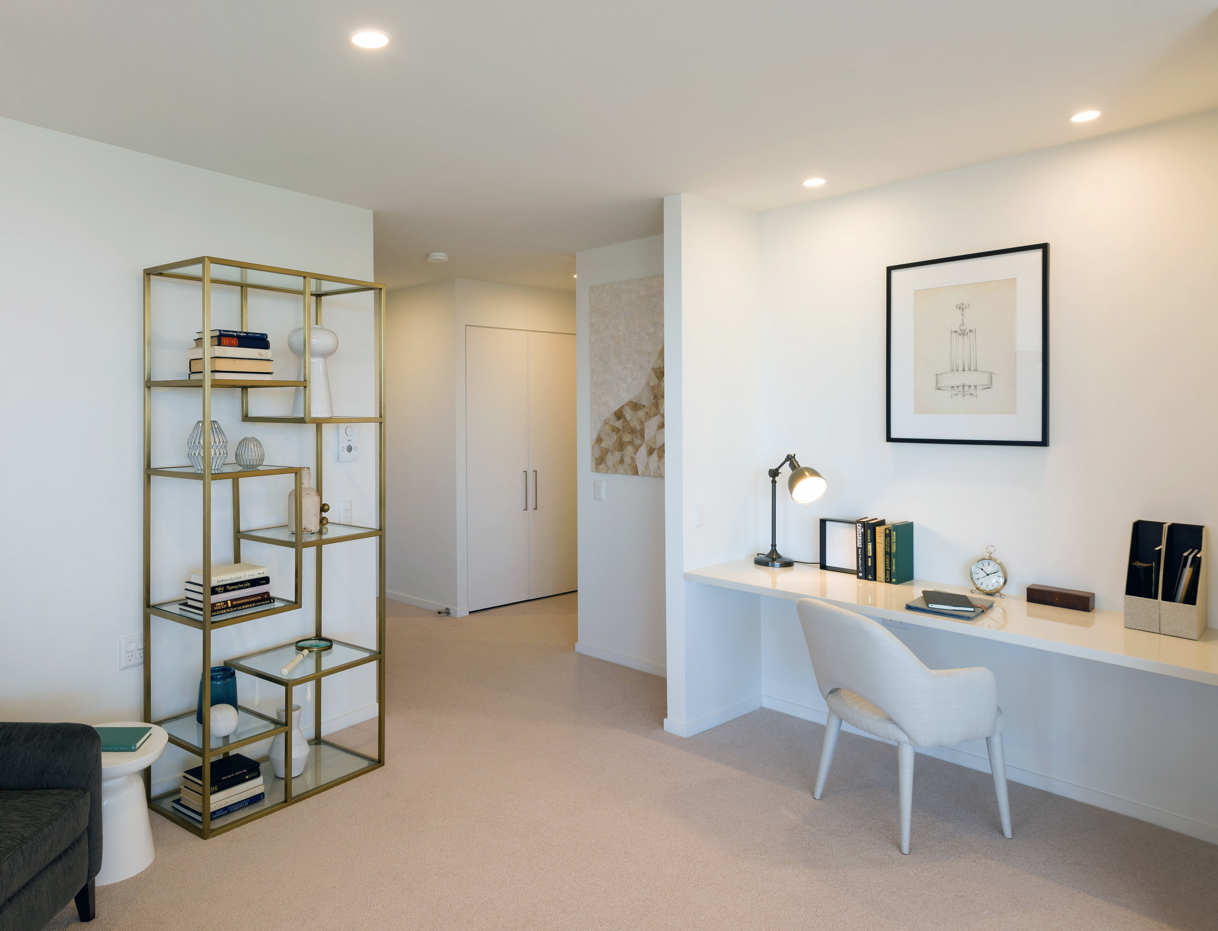 Sellwood Apt 306-11.jpg