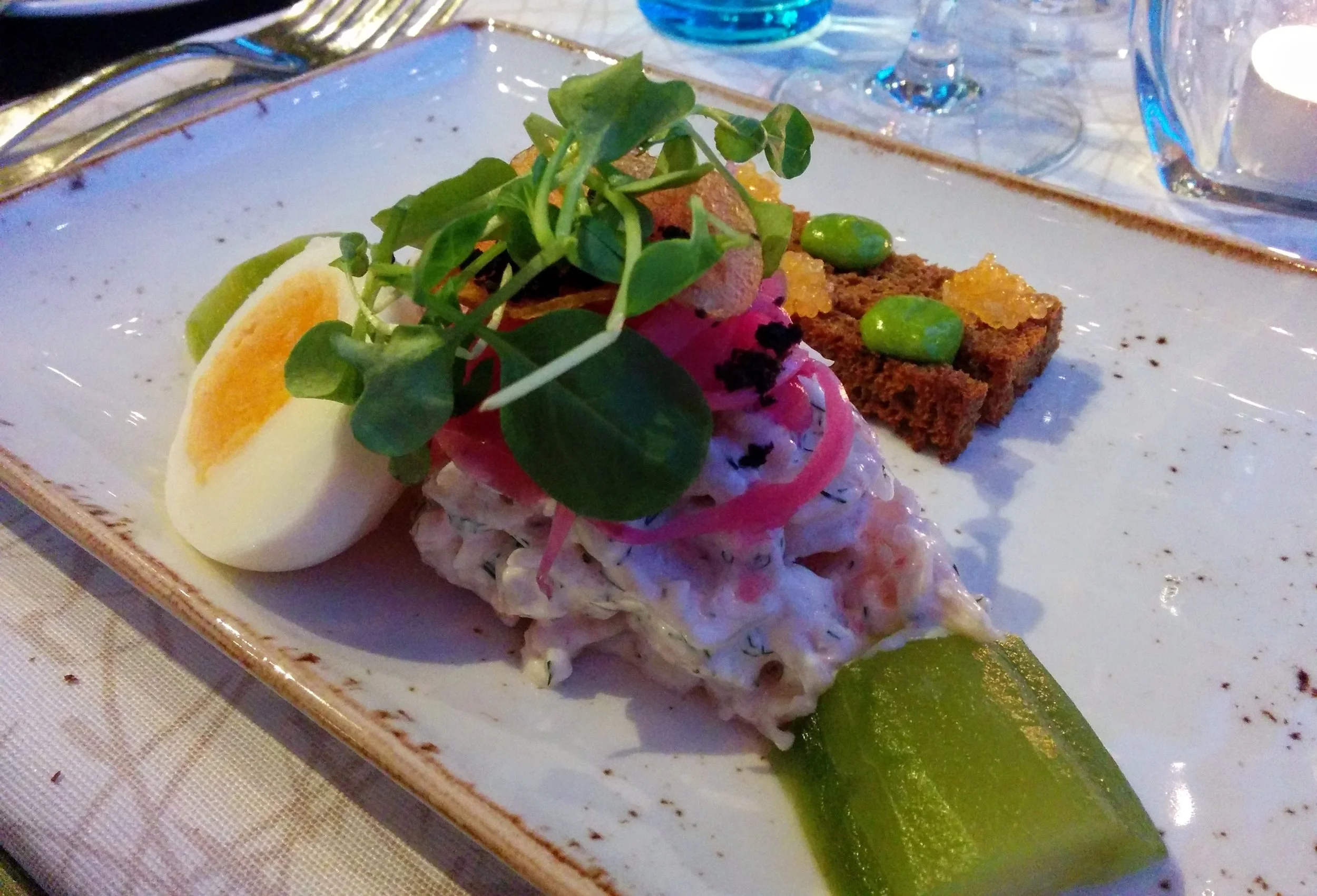 Toast Skagen till förrätt är väl aldrig en dålig idé?