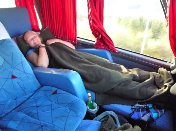 I lyxbuss i Argentina 2009. Sov så gott så jag blev väckt till frukostserveringen!