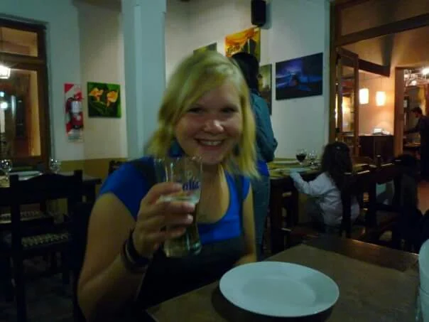 En mini-Kugge år 2009 i Argentina. Extremt glad över att jag just lärt mig dricka öl. 