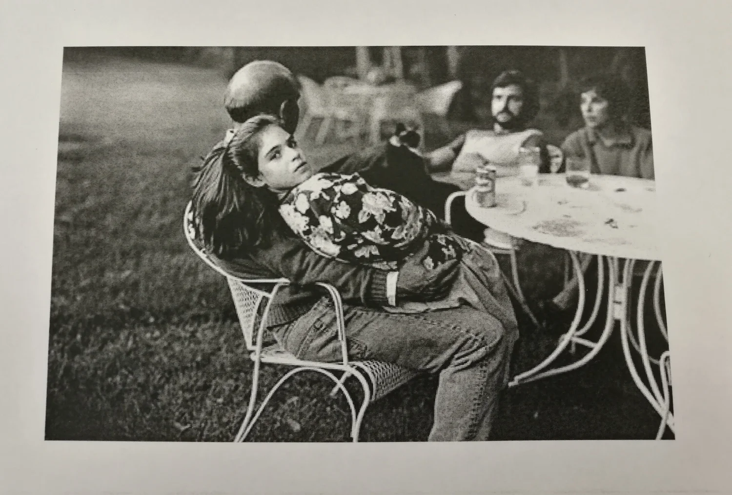 Ett foto av ett foto. Originalet står Sally Mann för. Mer information och verk av henne finns på Artsy.