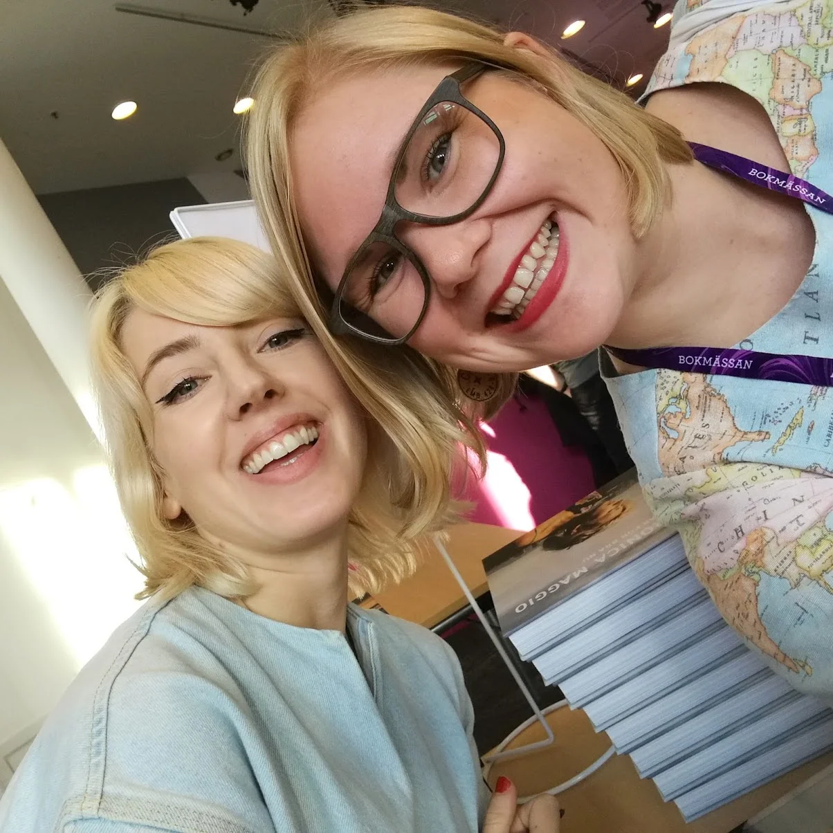 Jag måste ju avsluta med den här fan girl-bilden med Veronica Maggio från ifjol! <3