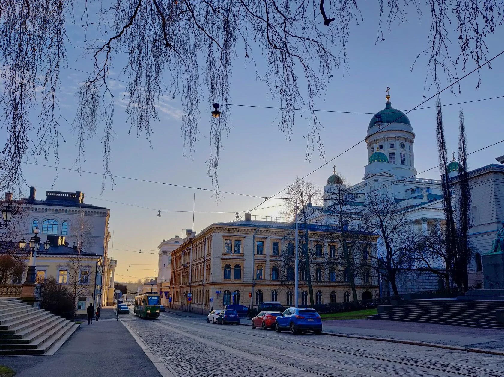 Drömmer om soliga dagar i Helsingfors.