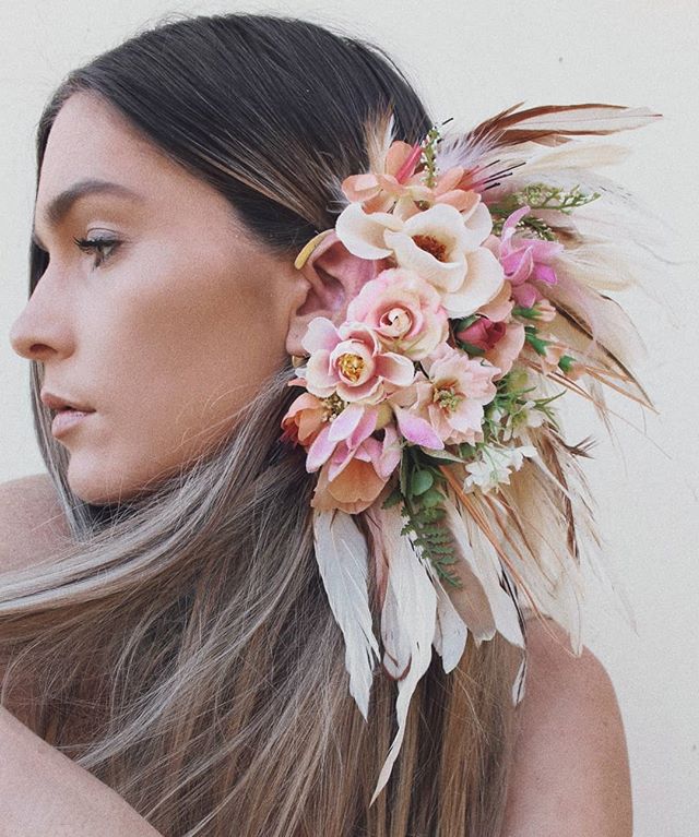 Ear cuffs 🌸
Which is your favorite?
I'm loving number 4.. pretty obsessed with Australian native flowers atm!
#earcuffs #nativeflowers #feathers #earcuff #floral #flowercrown #hairflowers #fascinator
#peonies #gumnuts #weddingflowers