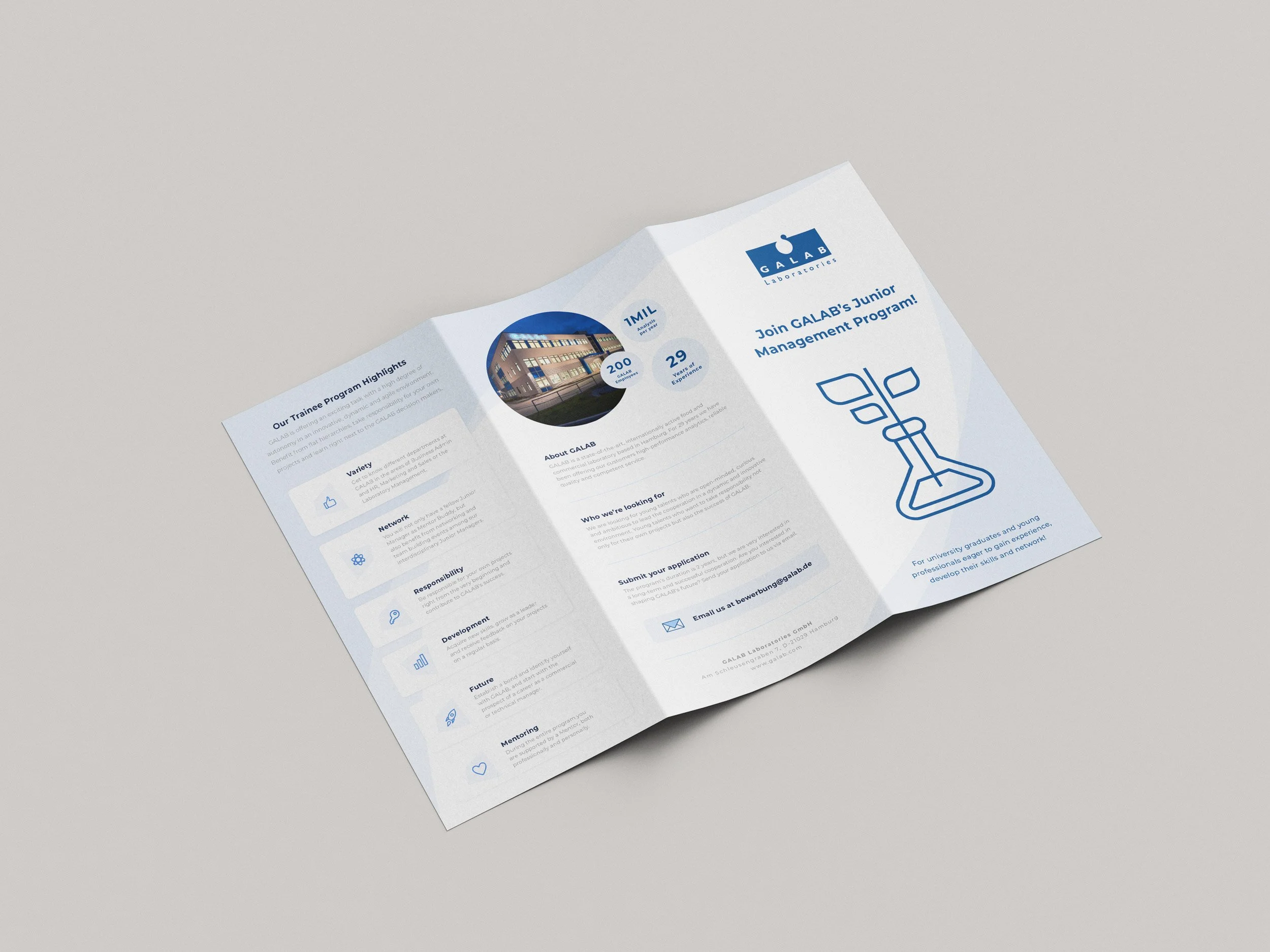 Roll_Fold_DL_Flyer_Mockup_1.jpg