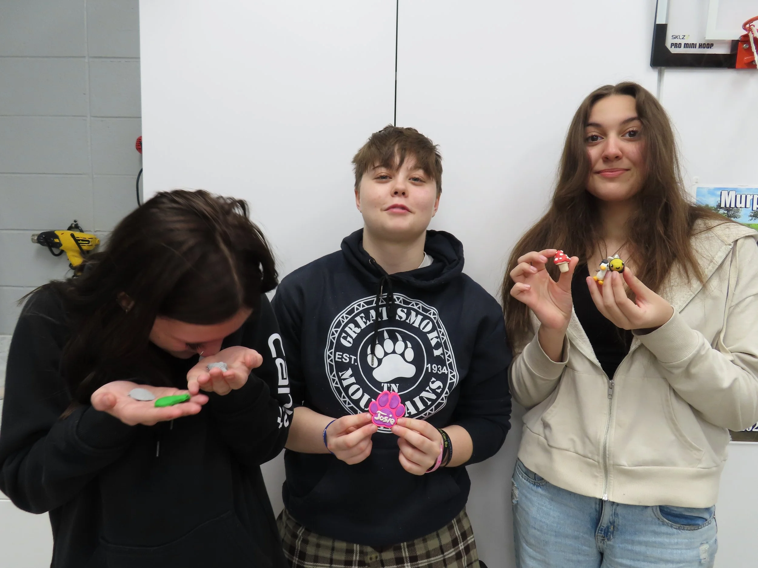 232-springaction25.JPG