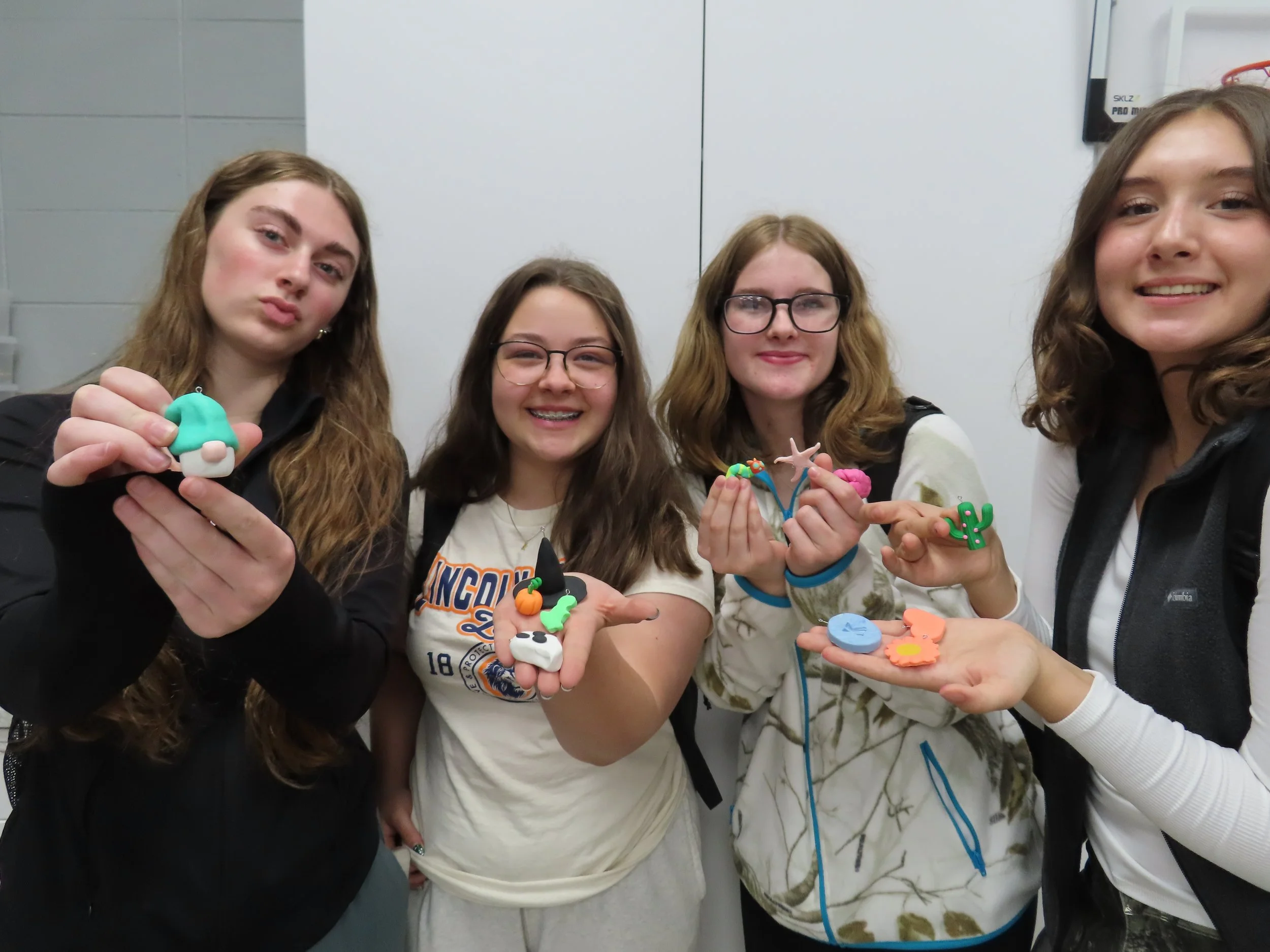 243-springaction25.JPG
