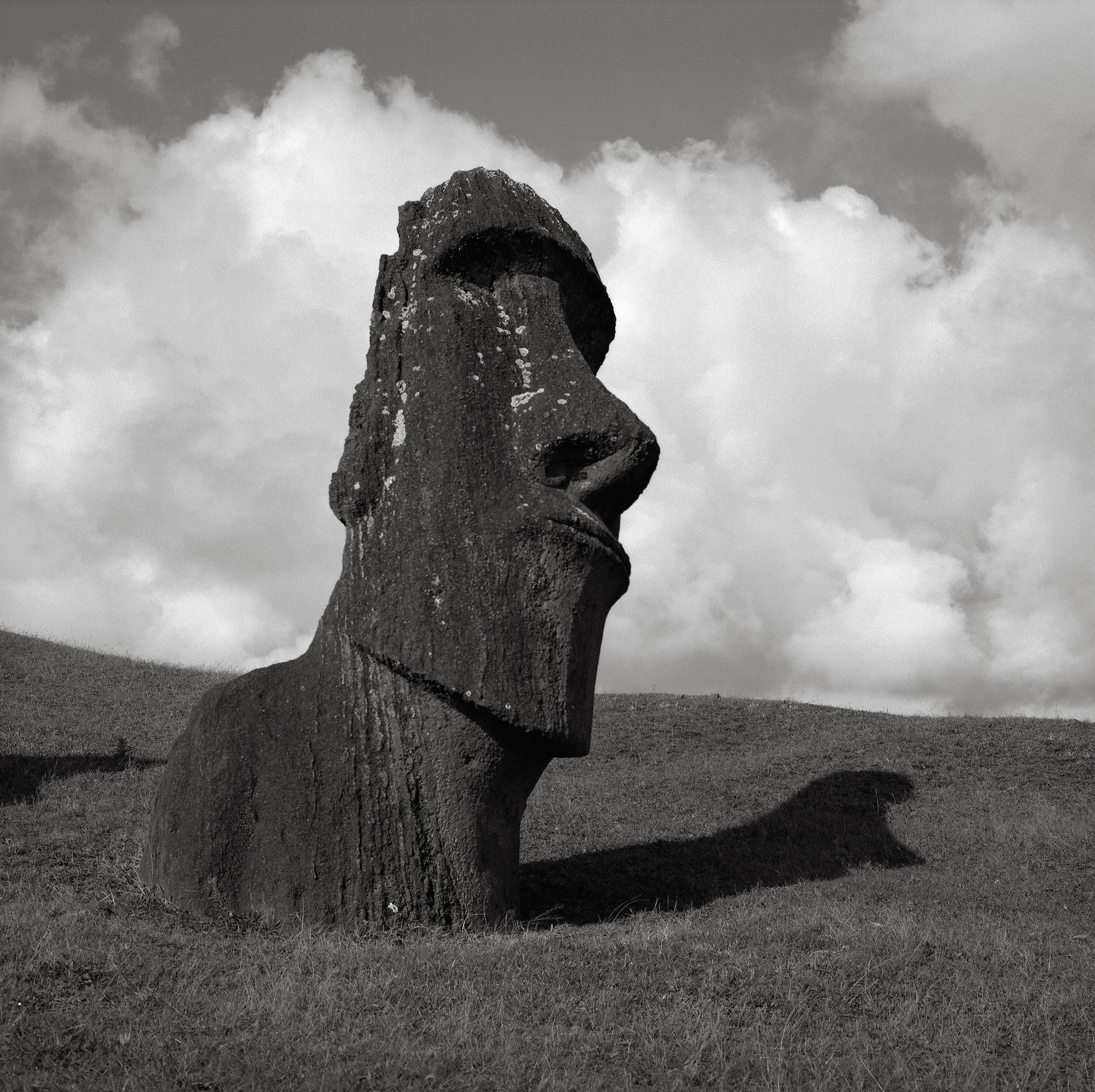 Moai Hina Riru, Easter Island