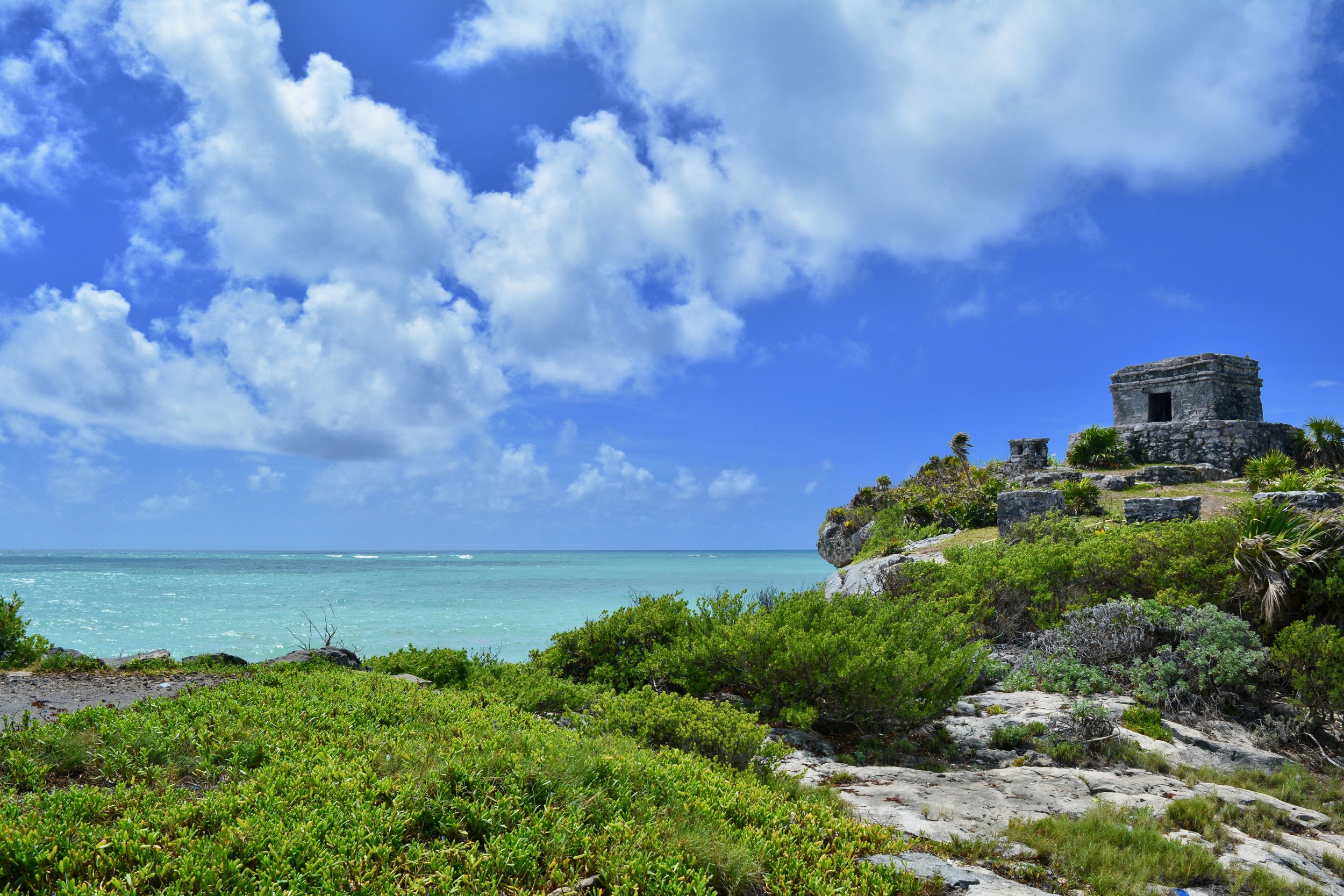 Tulum ruins overlooking the Caribbean