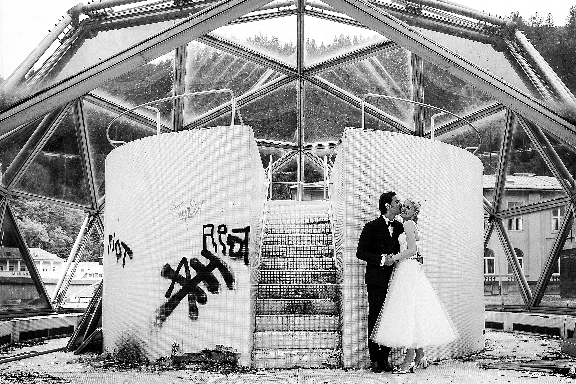 award winning wedding photographer