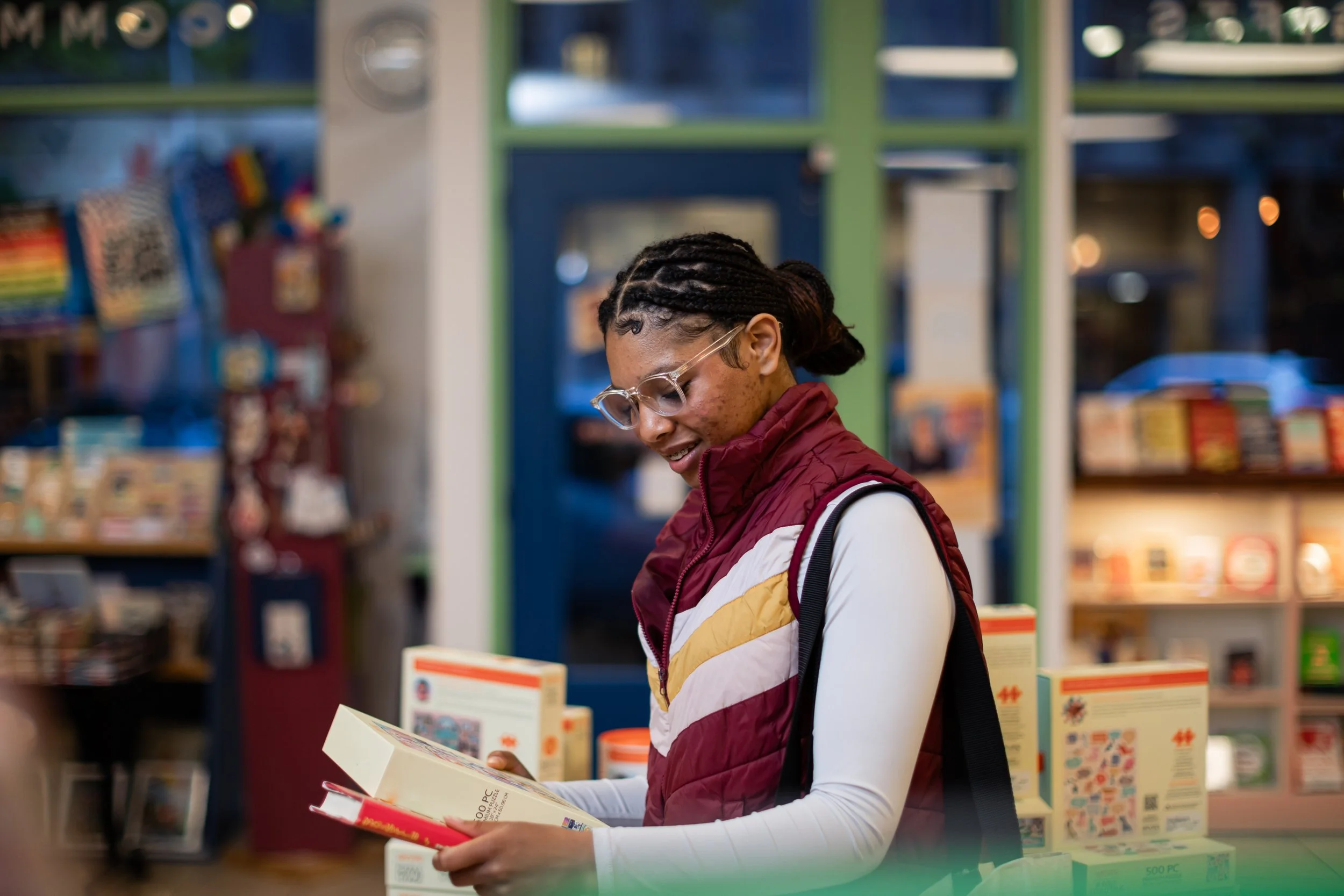Book store photo shoot-26.jpg
