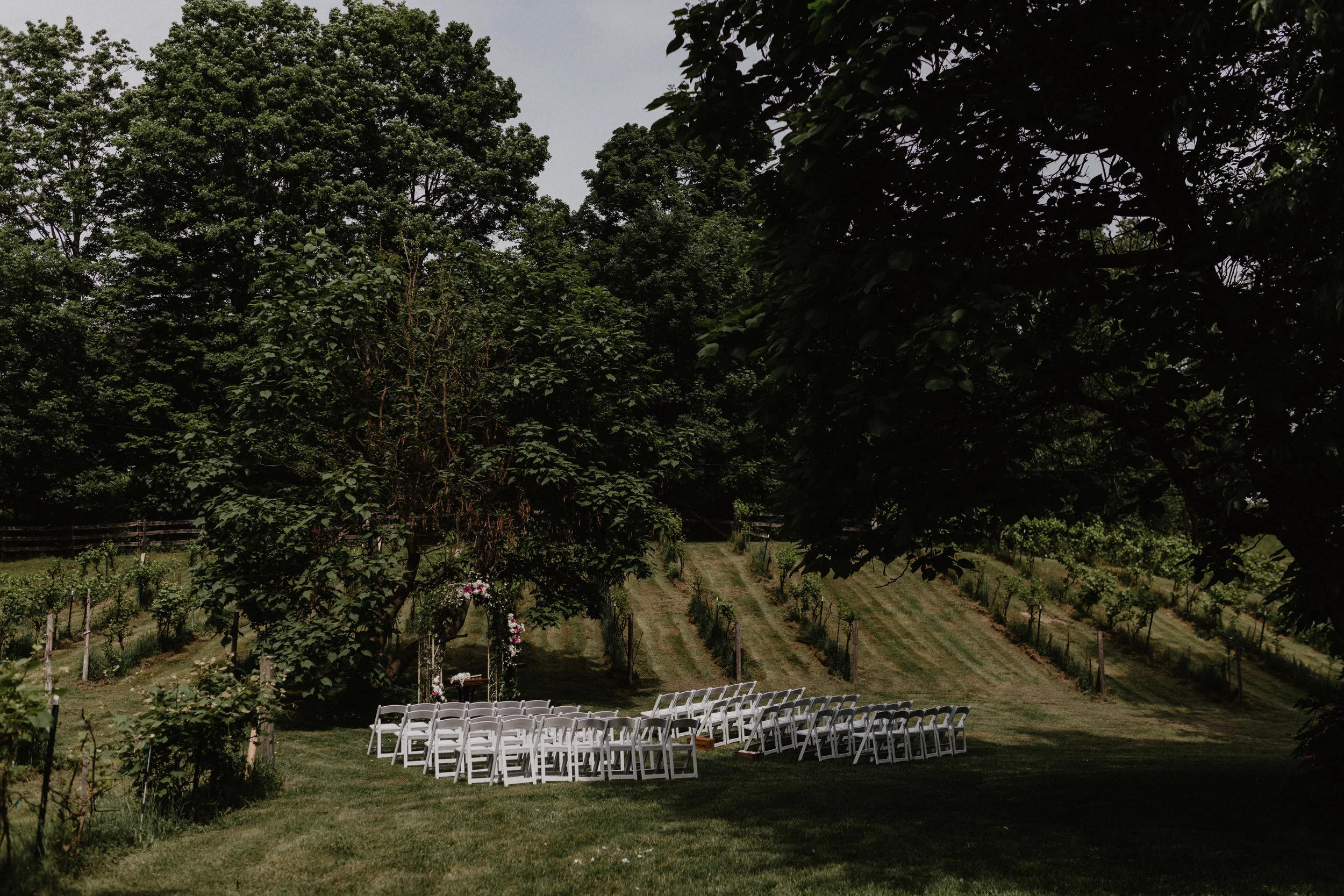 stablegate_farm_and_vineyard_wedding_048.jpg
