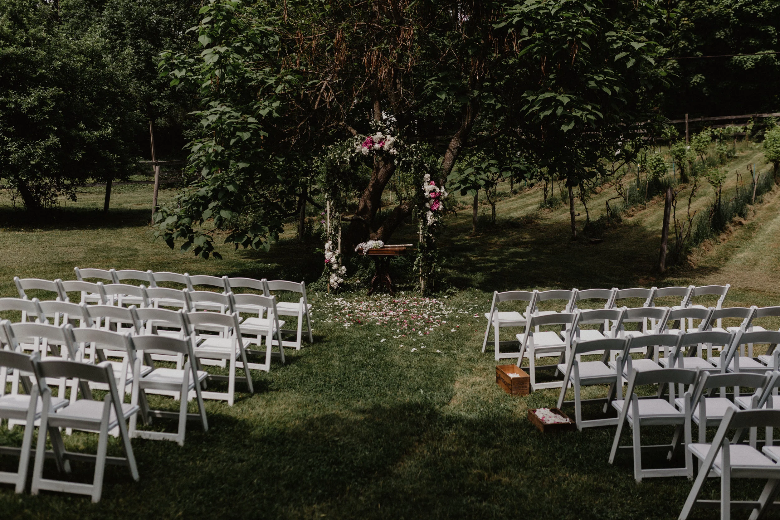stablegate_farm_and_vineyard_wedding_049.jpg