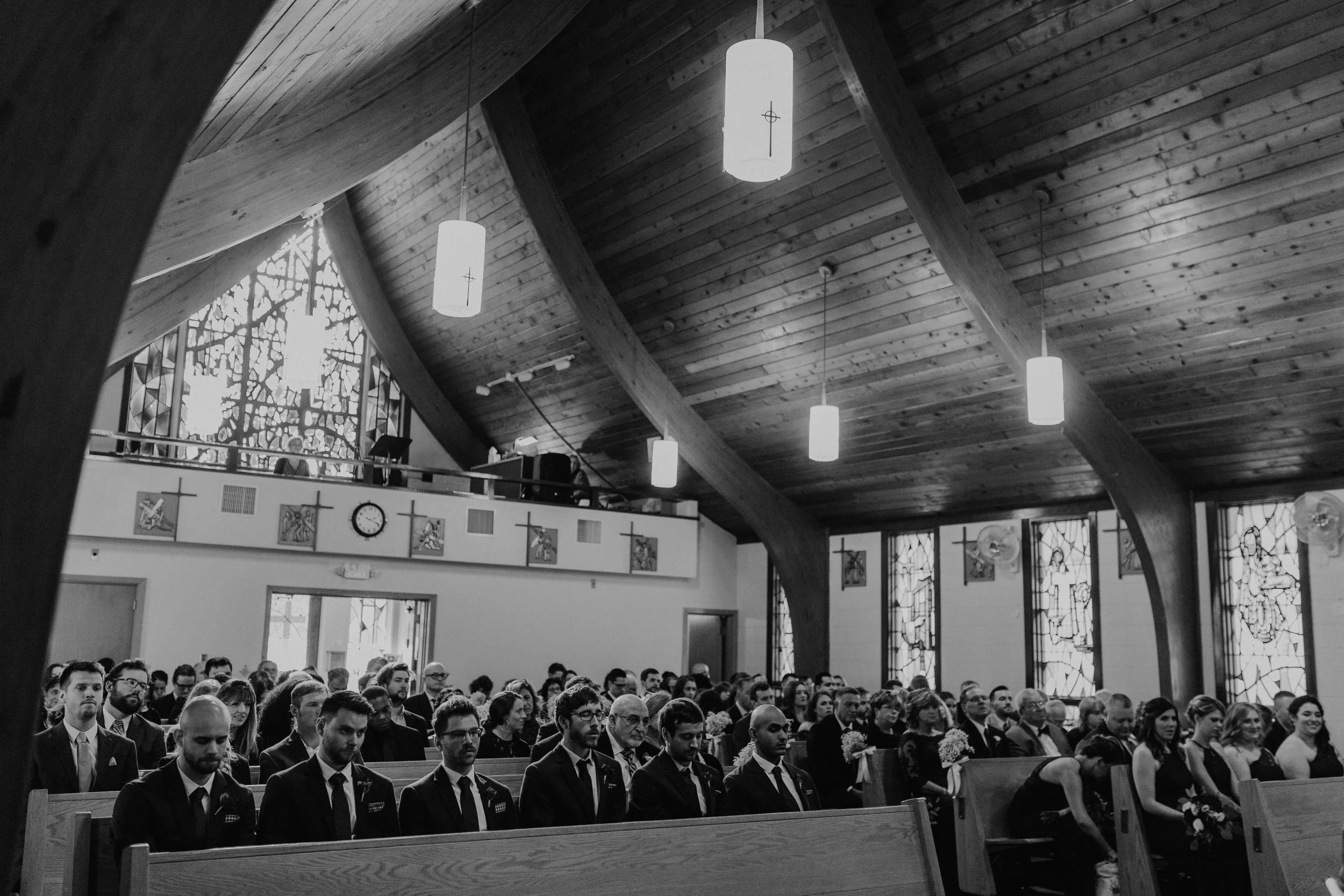 feast_at_round_hill_wedding_033.jpg