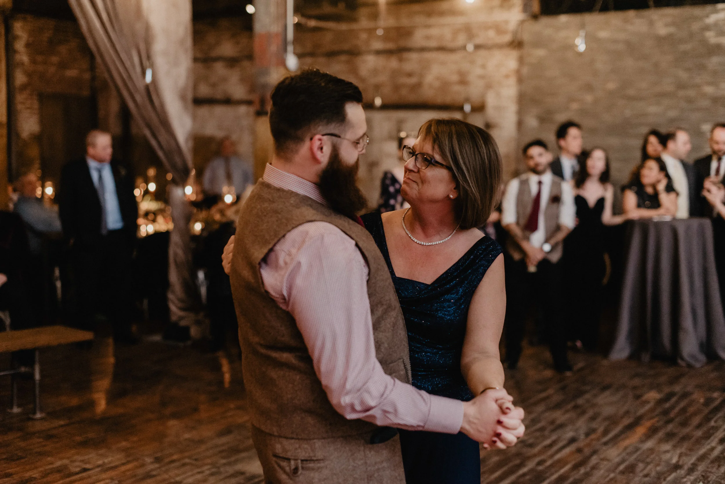 greenpoint_loft_wedding_140.jpg