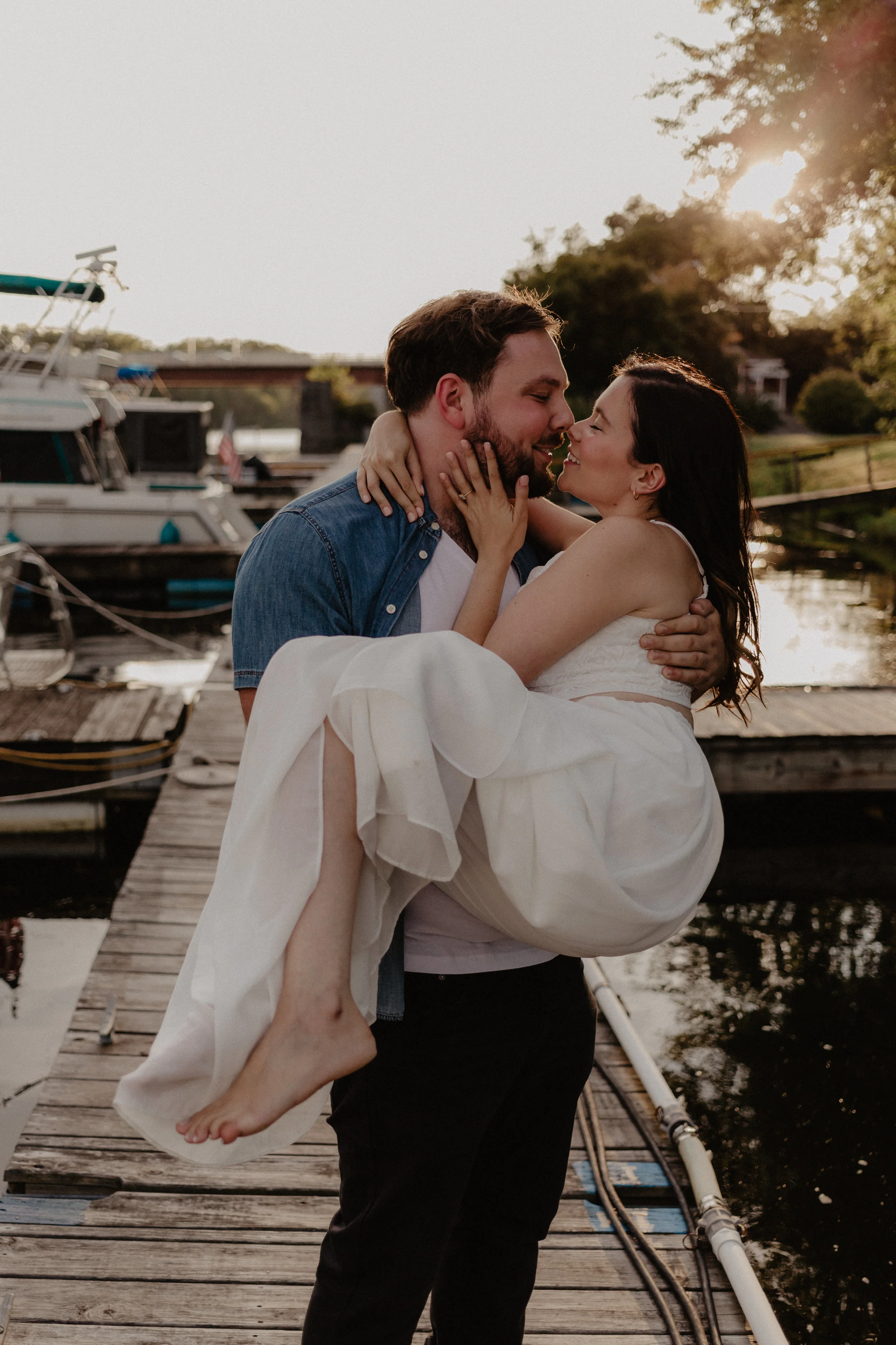 schenectady-yacht-club-engagement-11.jpg
