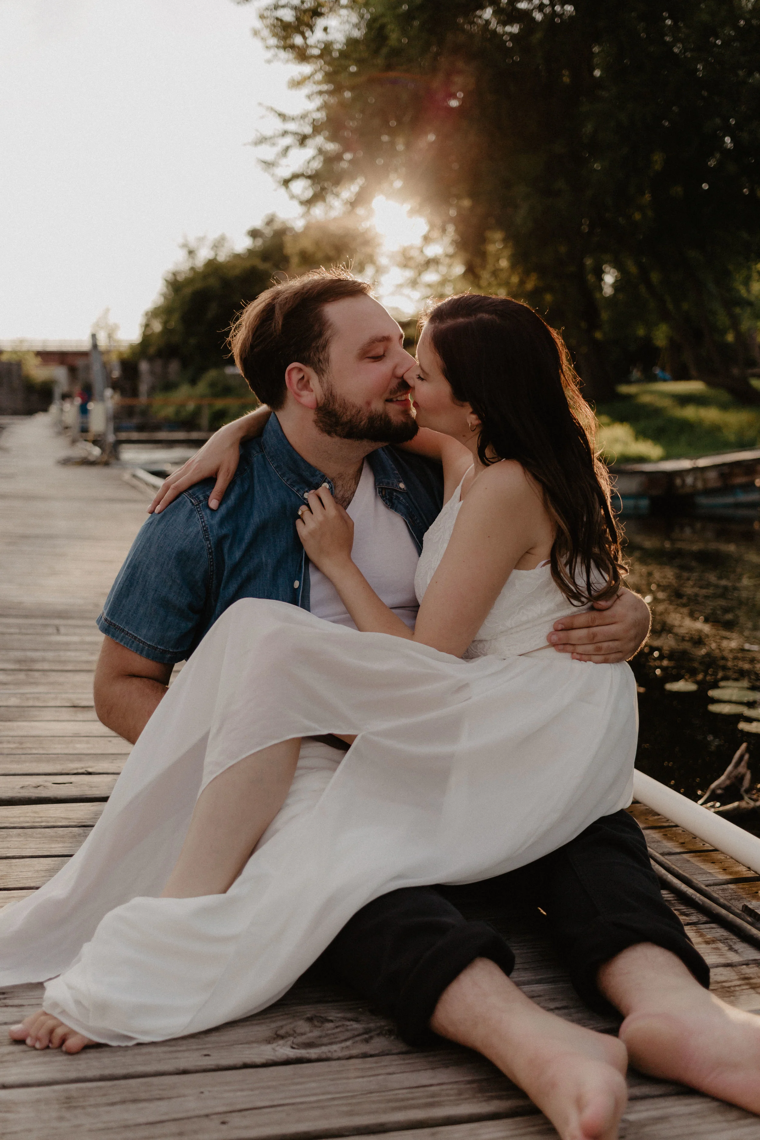 schenectady-yacht-club-engagement-13.jpg