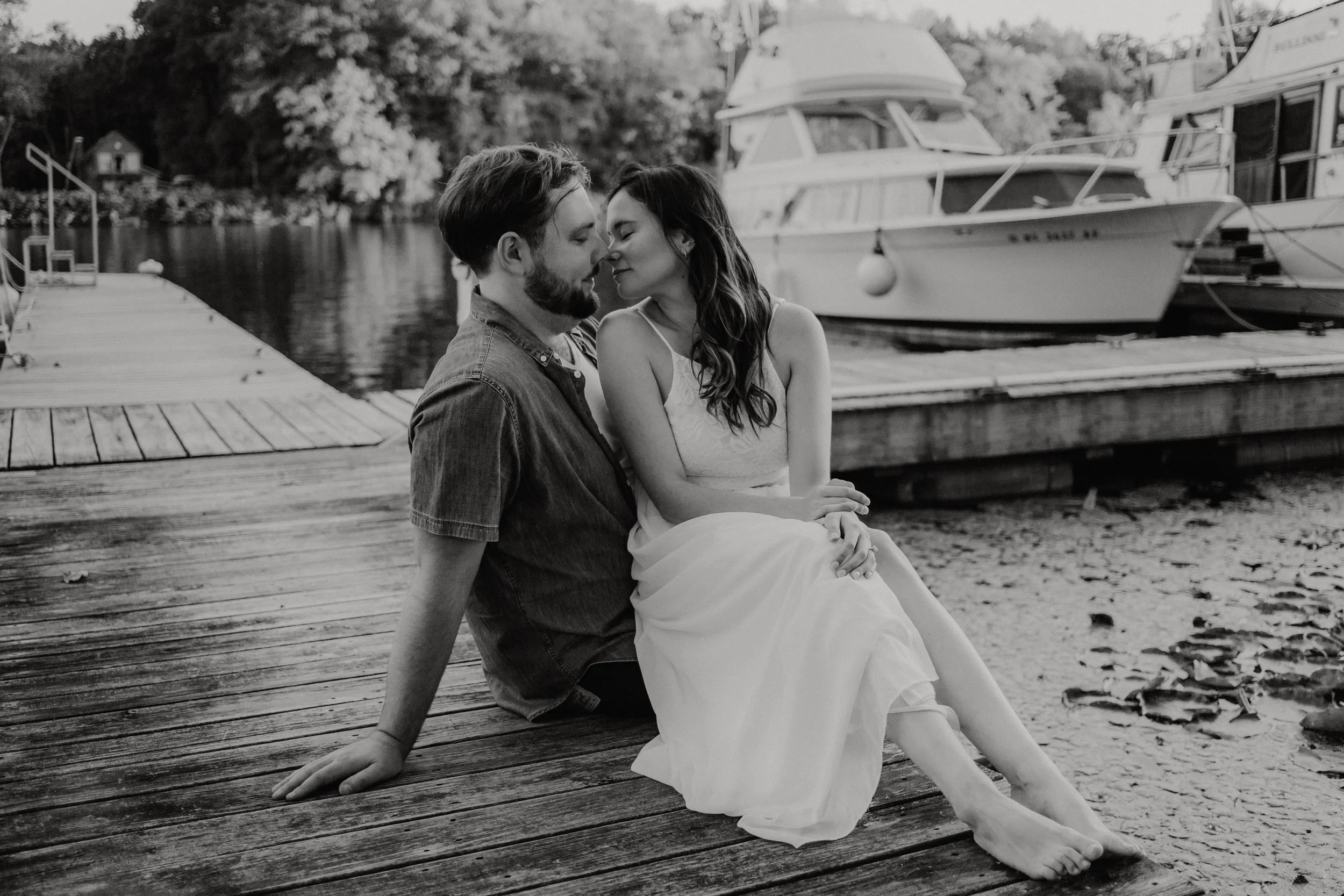 schenectady-yacht-club-engagement-26.jpg