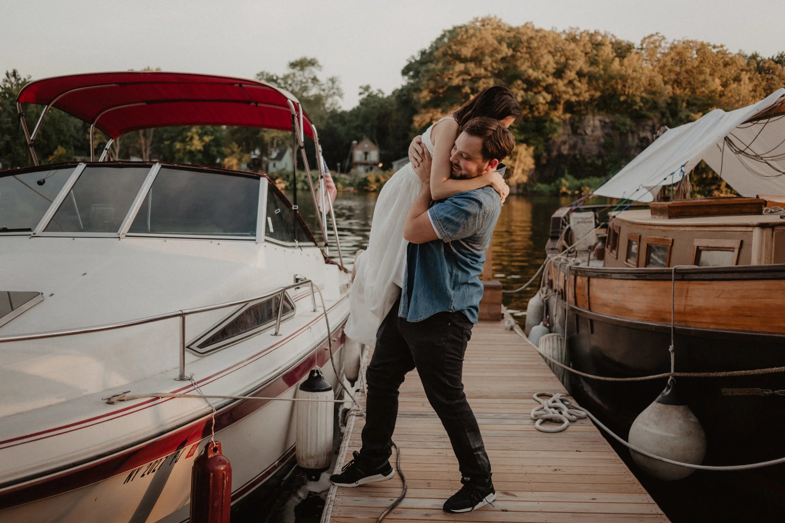schenectady-yacht-club-engagement-24.jpg