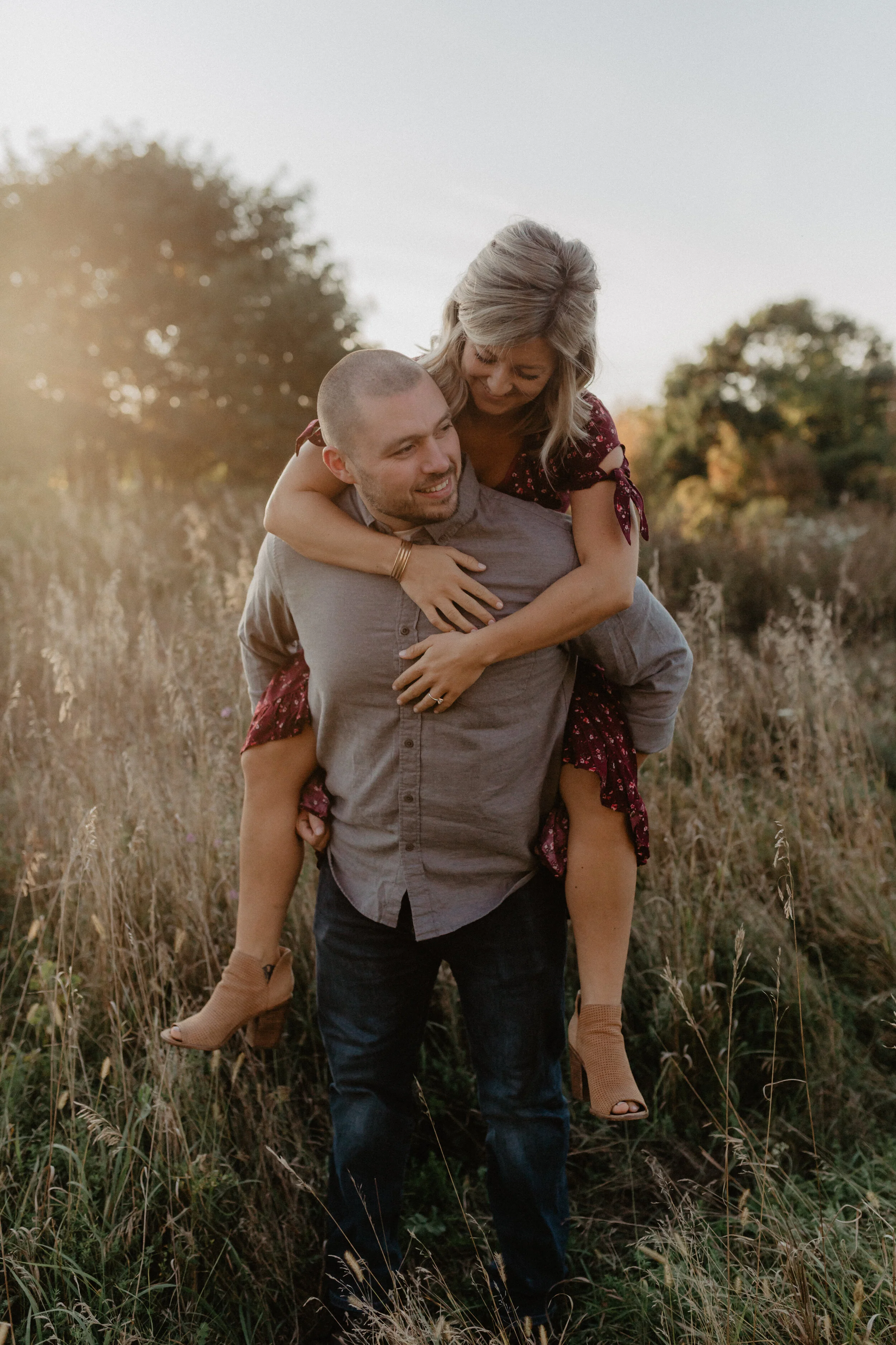 golden-hour-engagement-session008.jpg