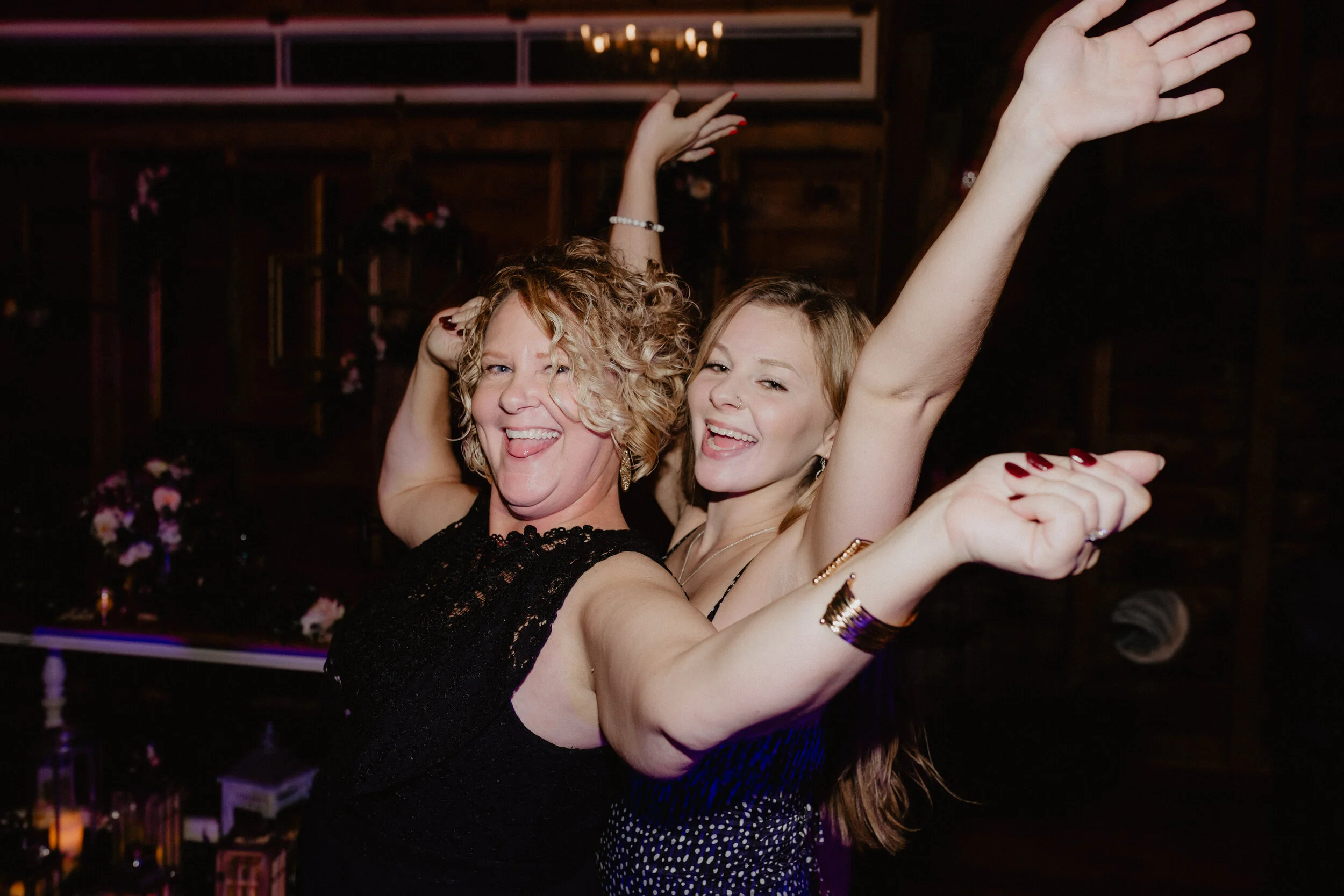 Nicole and Kyle s Lakota Farm Wedding Nicole Nero Studio