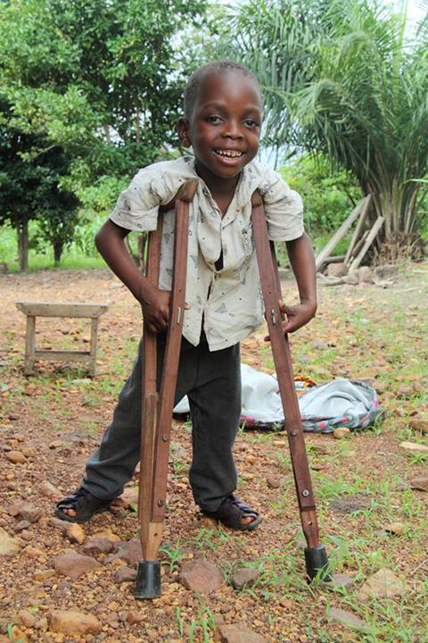 David, who could not walk one year ago, is now using crutches, a tribute to his mother’s dedication and sacrifice.