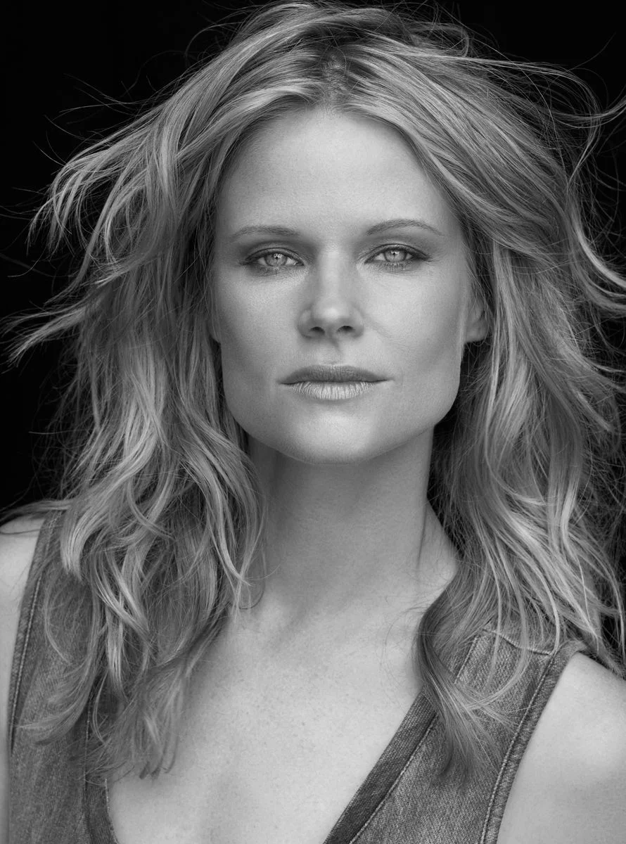 9_0_1joelle_carter_1.jpg