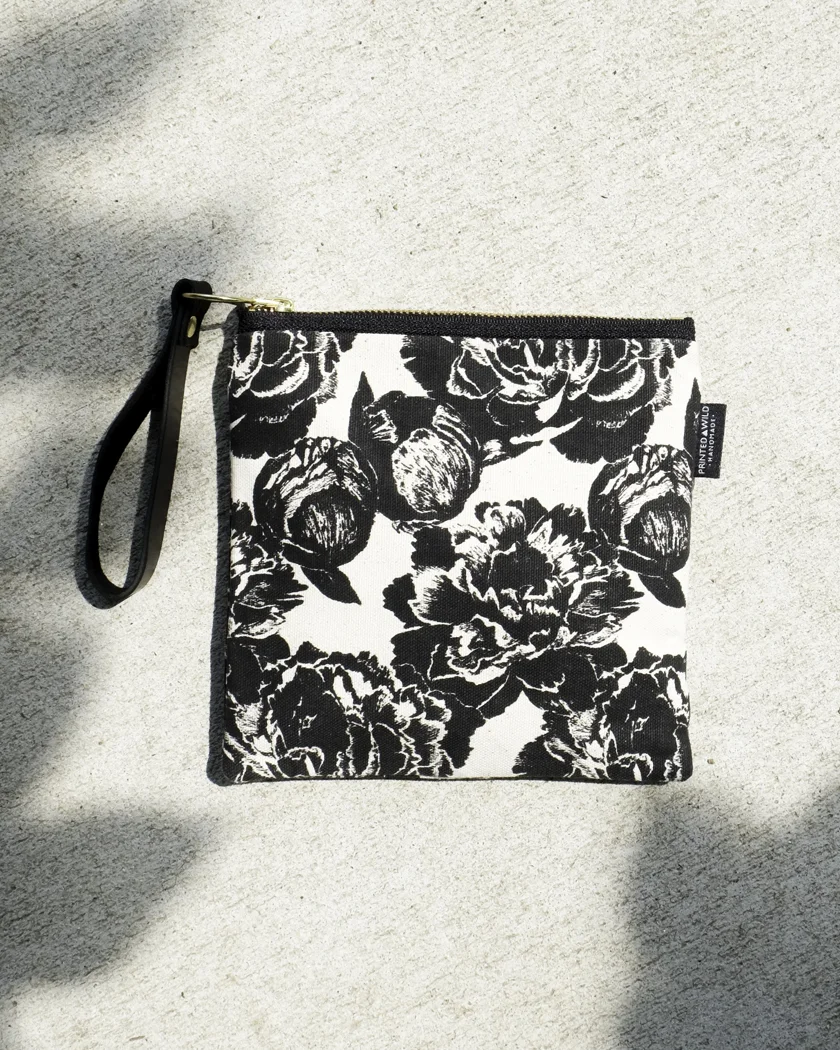 printedwild-squarepouch-peonie-2.jpg