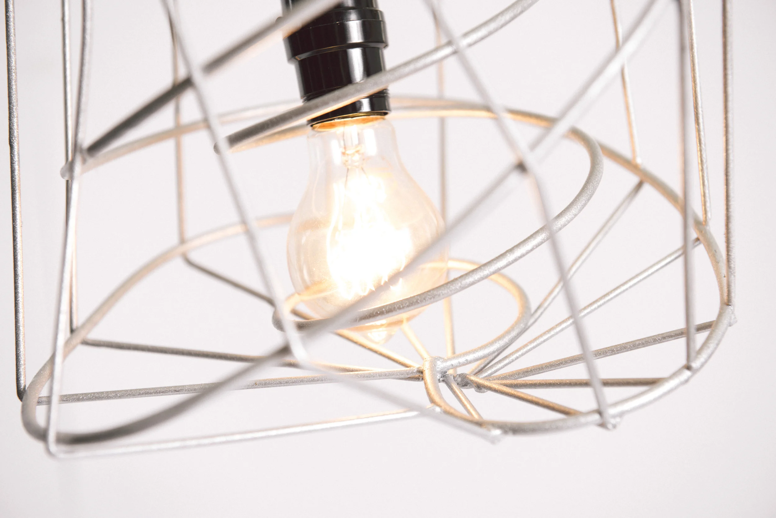 WAVELIGHT PENDANT LAMP (detail)