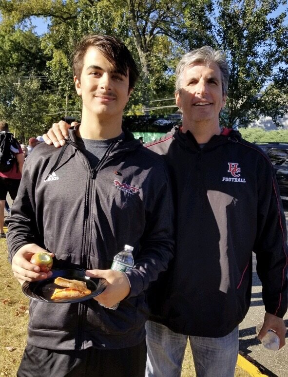 Tory Lentine Tory is from Flemington, NJ. He plans to study mathematical economics (course 14-2) and finance (course 15-3). He plays defensive end on the football team and attack on the lacrosse team. In his free time he likes to fish and eat.