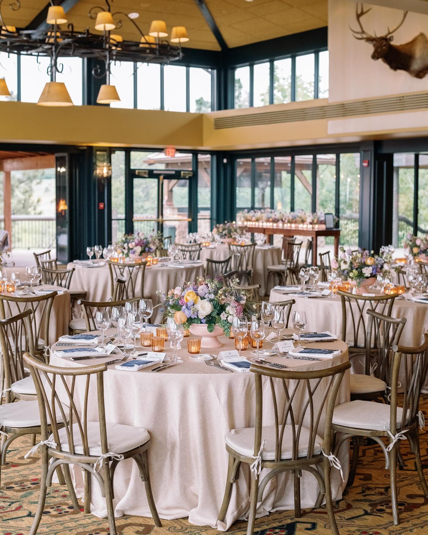 K&amp;D kicked off their wedding weekend at @thebroadmoor with a rehearsal dinner and welcome reception at the Cheyenne Mountain Lodge. Colorful mountain inspired blooms, scenic mountain views, and a custom hat station brought this party to life. 

C